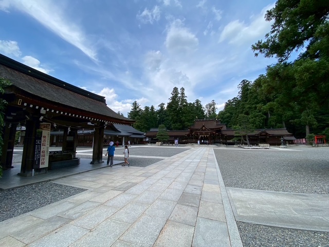 多賀大社境内